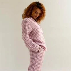 Orchid Gingham Linen Pajama Set -Bed Linings Sales Shop EG PIGLET ECOMM LOWRES 0275 a938023e 7cb9 46b5 81c7 448b2bc0b918 1