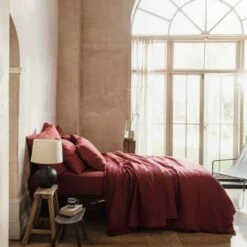 Merlot Linen Sheet Set -Bed Linings Sales Shop Piglet in Bed Linen Bedding Merlot Lifestyle 2 4a27a63e 4d9e 4324 be19 6411d41e647e