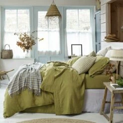Botanical Green Linen Duvet Cover -Bed Linings Sales Shop Piglet in Bed Linen Duvet Cover Botanical Green Lifestyle 3