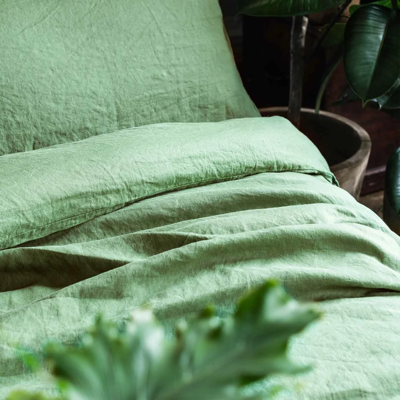Forest Green Linen Sheet Set 8 Forest Green Linen Sheet Set - Image 6