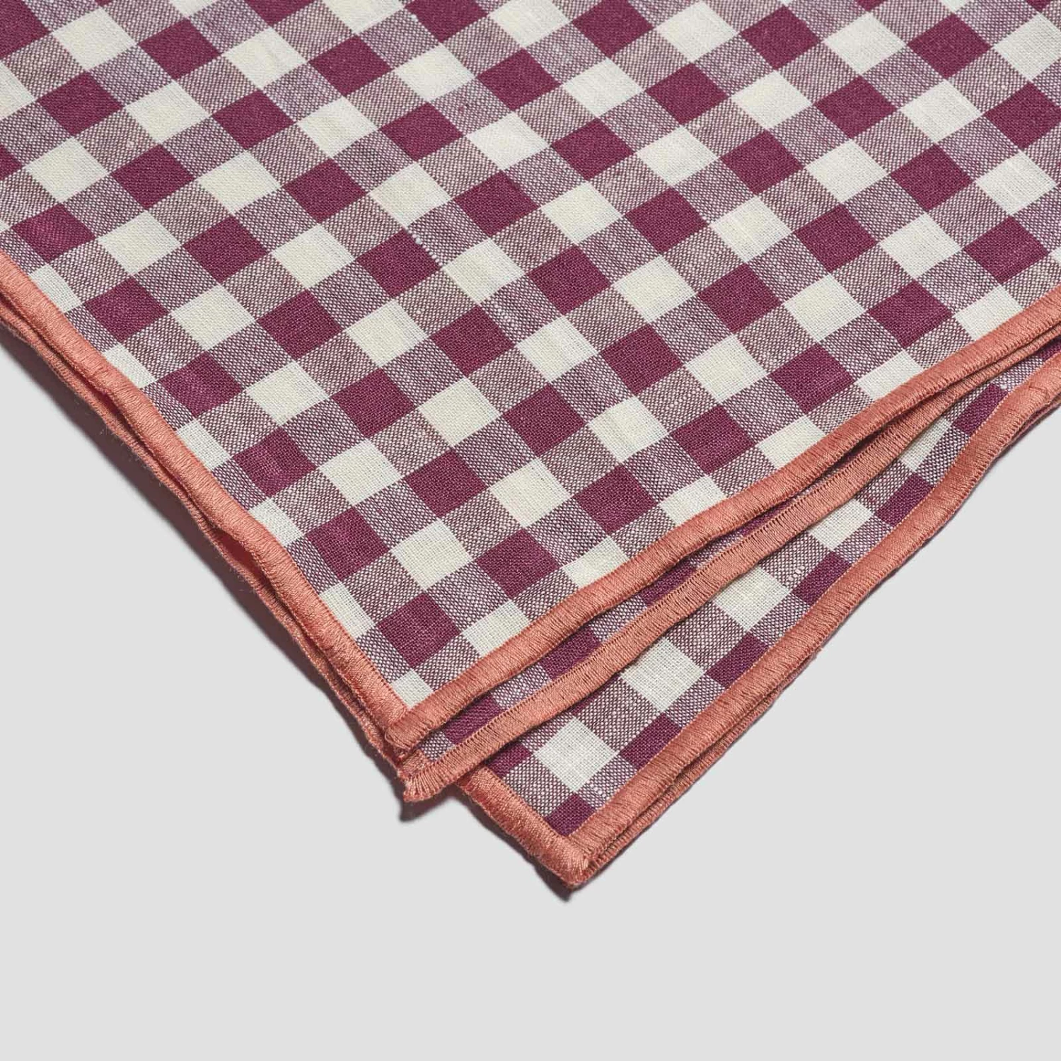 Berry Gingham Linen Napkin Set Of 4 5 Berry Gingham Linen Napkin Set Of 4 - Image 3
