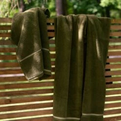 Botanical Green Bath Mat 13 Botanical Green Bath Mat -Bed Linings Sales Shop Piglet in Bed Terry Cotton Bath Mat Botanic Green Lifestyle 3