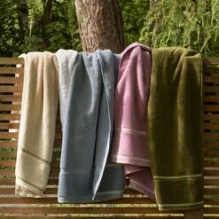 Botanical Green Bath Towel -Bed Linings Sales Shop Piglet in Bed Terry Cotton Bath Towel Botanic Green Lifestyle 2