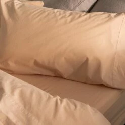 Sun Baked Washed Cotton Percale Fitted Sheet -Bed Linings Sales Shop Piglet in Bed Washed Cotton Bedding Sun Baked Lifestyle 2 348e1515 d852 42cc b3ea b280827286ee