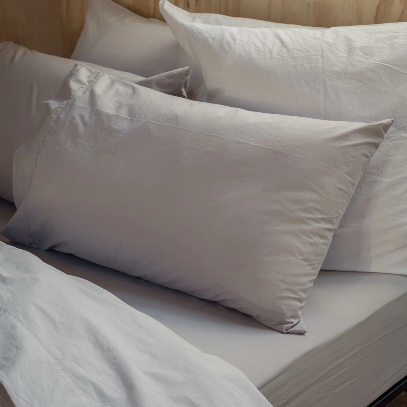 Stone Washed Percale Cotton Pillowcases (Pair) 3 Stone Washed Percale Cotton Pillowcases (Pair)