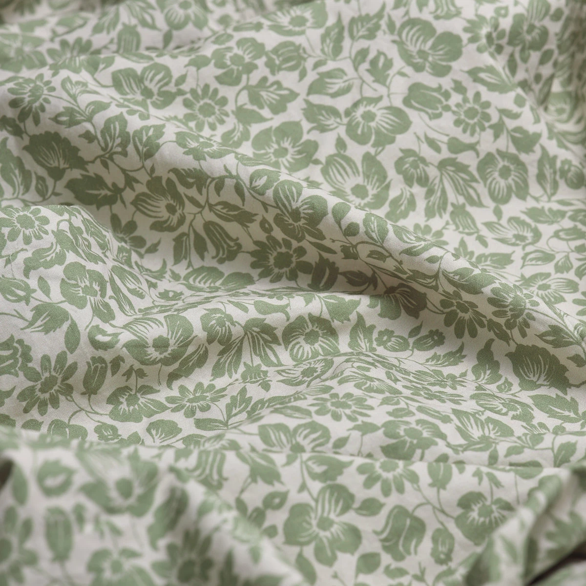 Pear Meadow Floral Printed Cotton Percale Bundle 4 Pear Meadow Floral Printed Cotton Percale Bundle - Image 2